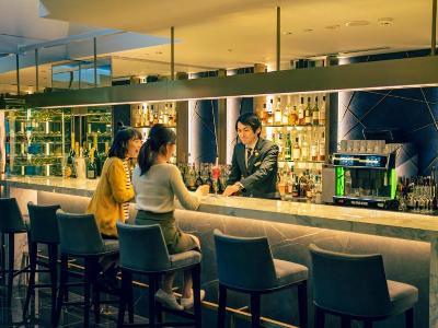 Hotel Cross 4*