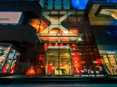 Cross Hotel Ōsaka